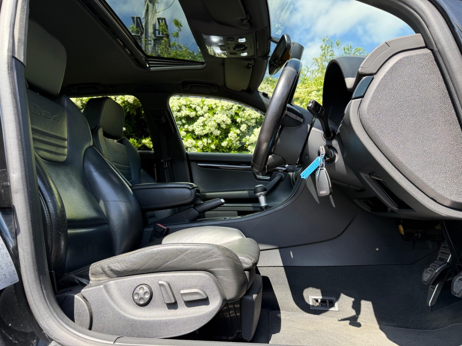 Used Audi RS4 2007 for sale - 76759760: Photo 24