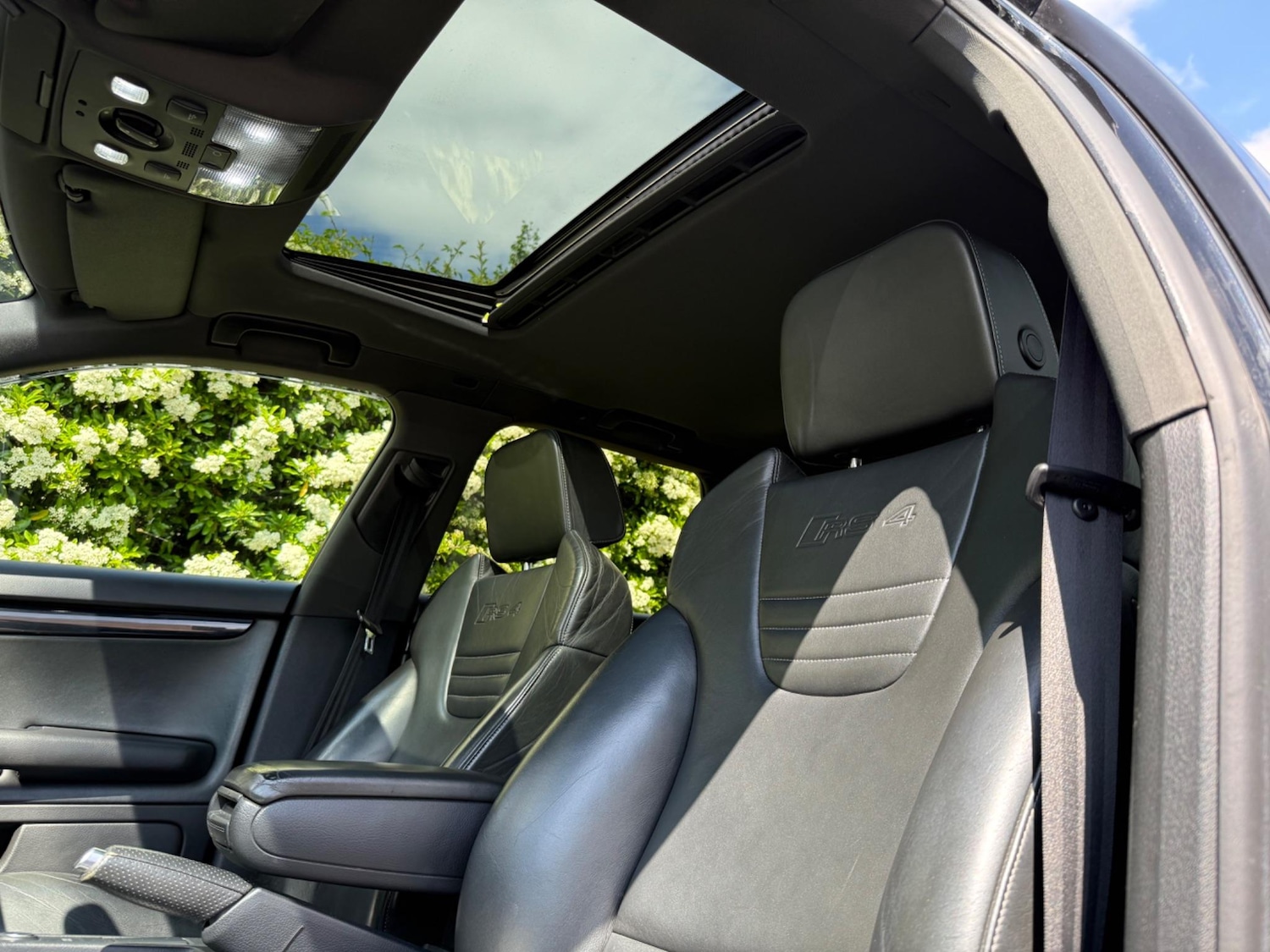 Used Audi RS4 2007 for sale - 76759760: Photo 35