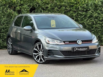 Used Volkswagen Golf 2017 for sale - 79328552: Photo