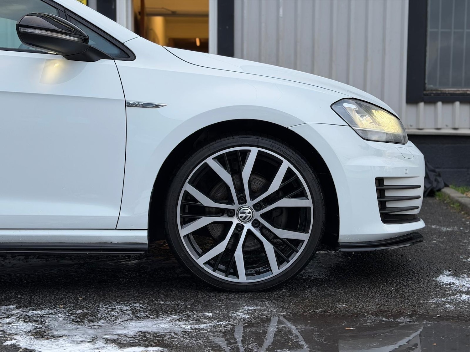 Used Volkswagen Golf 2015 for sale - 77738142: Photo 6