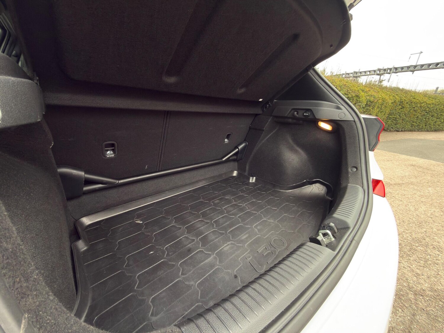 Used Hyundai i30 2020 for sale - 77783702: Photo 41