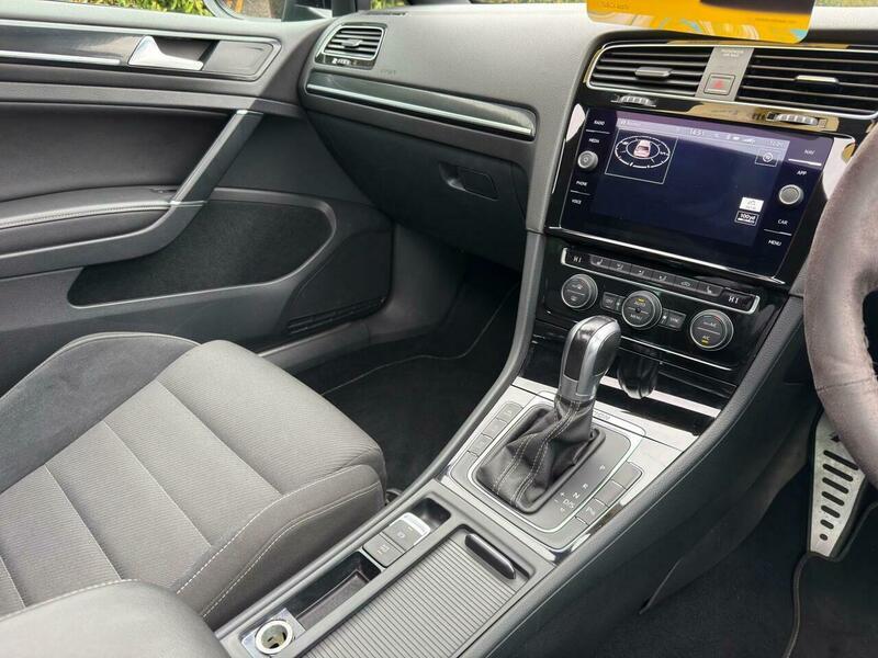 Used Volkswagen Golf 2018 for sale - 77633497: Photo 25