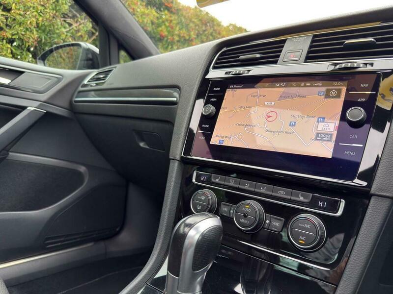Used Volkswagen Golf 2018 for sale - 77633497: Photo 26