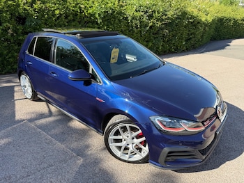 Used Volkswagen Golf 2018 for sale - 78752939: Photo