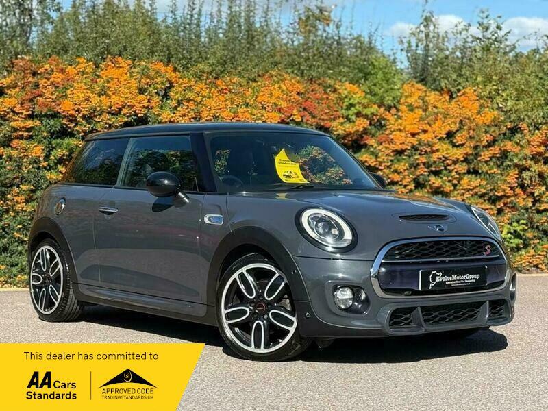 Used MINI Hatch 2015 for sale - 76072623: Photo 1