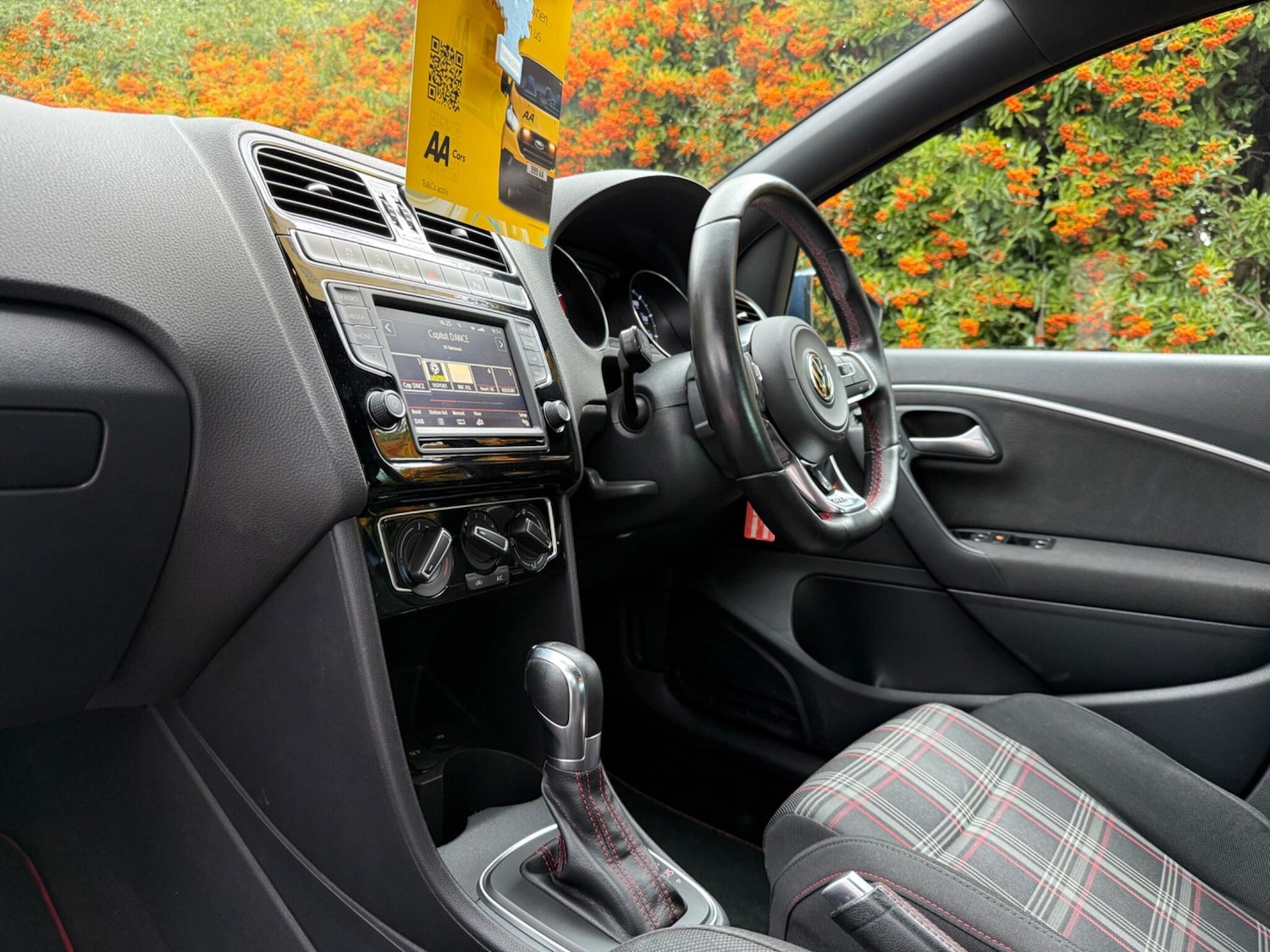 Used Volkswagen Polo 2015 for sale - 76283136: Photo 20