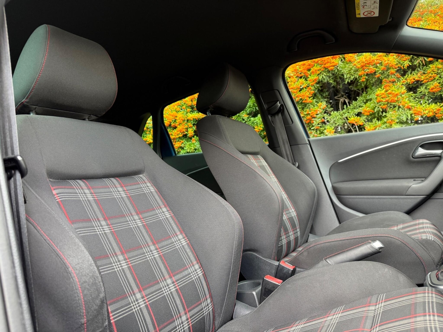 Used Volkswagen Polo 2015 for sale - 76283136: Photo 21