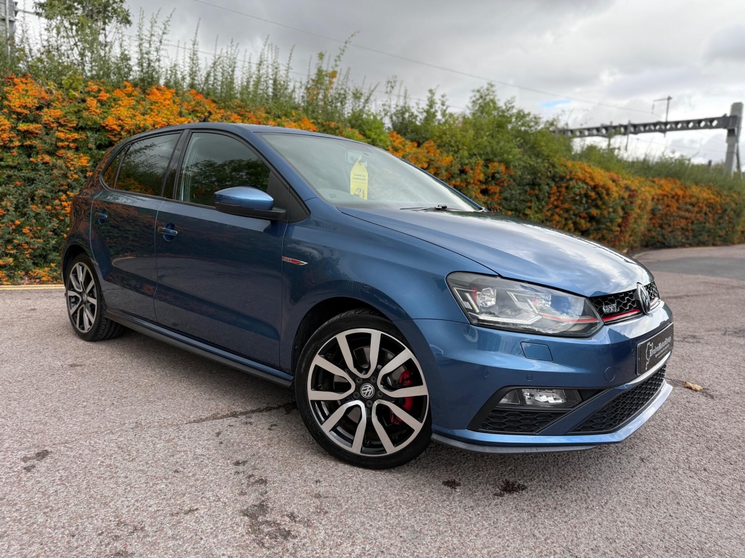 Used Volkswagen Polo 2015 for sale - 76283136: Photo 6
