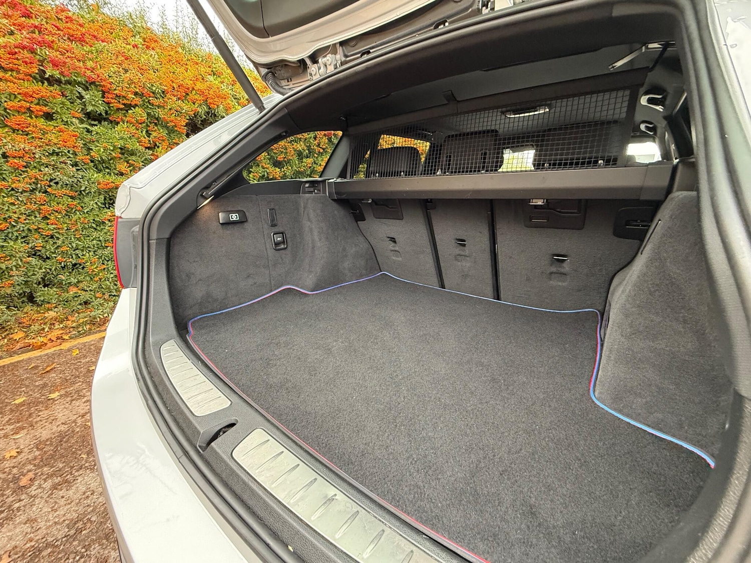 Used BMW 3 Series 2013 for sale - 76446808: Photo 31