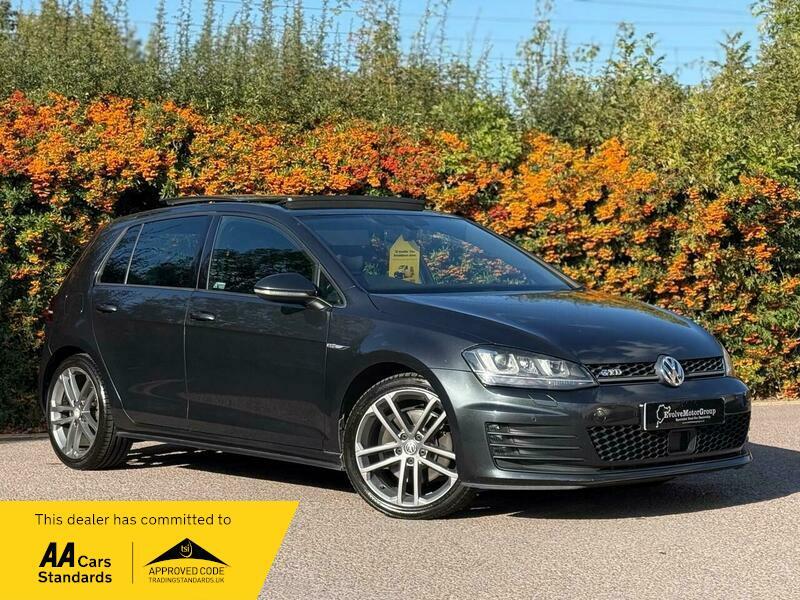 Used Volkswagen Golf 2016 for sale - 76122134: Photo 1