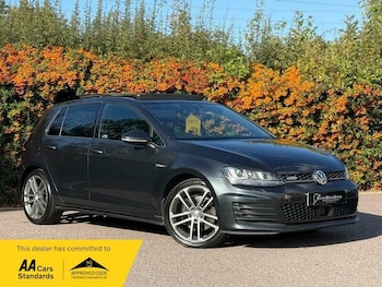 Volkswagen - Golf