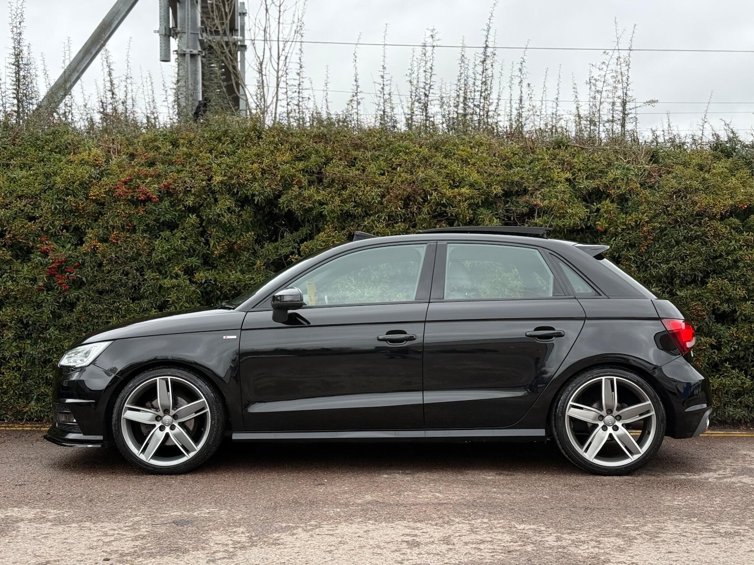 Used Audi A1 2015 for sale - 77632949: Photo 14