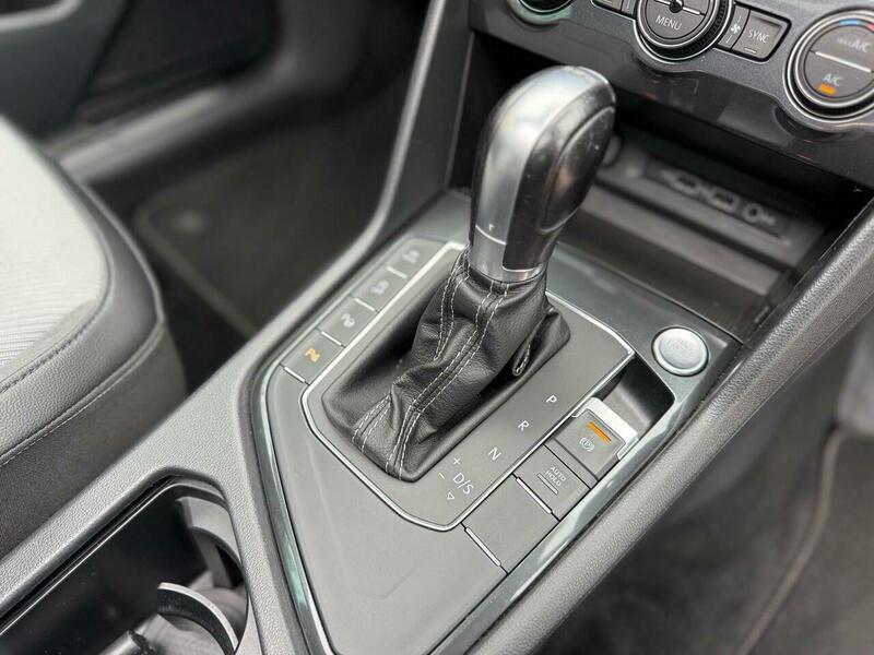 Used Volkswagen Tiguan 2018 for sale - 76200820: Photo 30