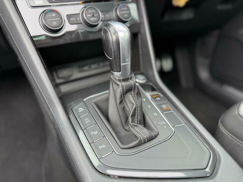 Used Volkswagen Tiguan 2018 for sale - 76200820: Photo 36