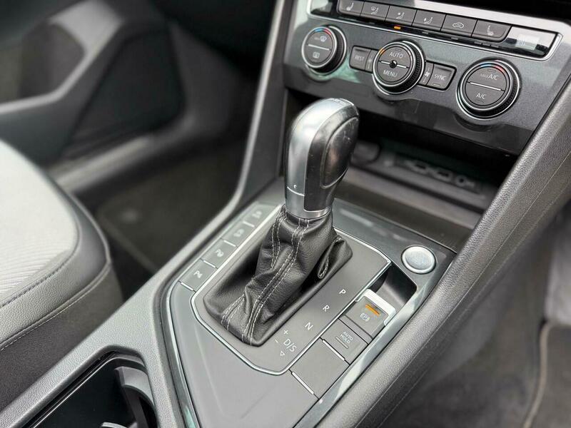 Used Volkswagen Tiguan 2018 for sale - 76200820: Photo 38