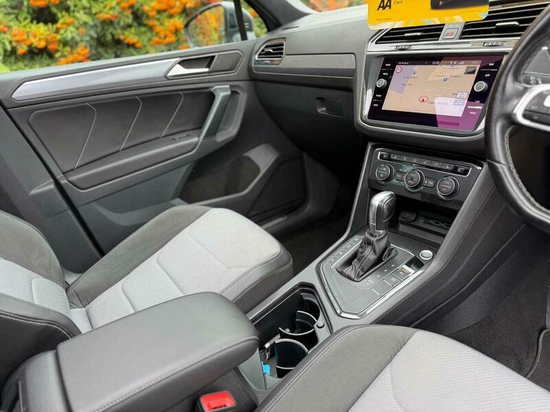 Used Volkswagen Tiguan 2018 for sale - 76200820: Photo 41