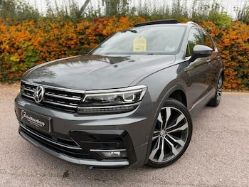 Used Volkswagen Tiguan 2018 for sale - 76200820: Photo 4
