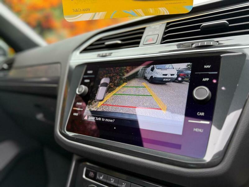 Used Volkswagen Tiguan 2018 for sale - 76200820: Photo 52