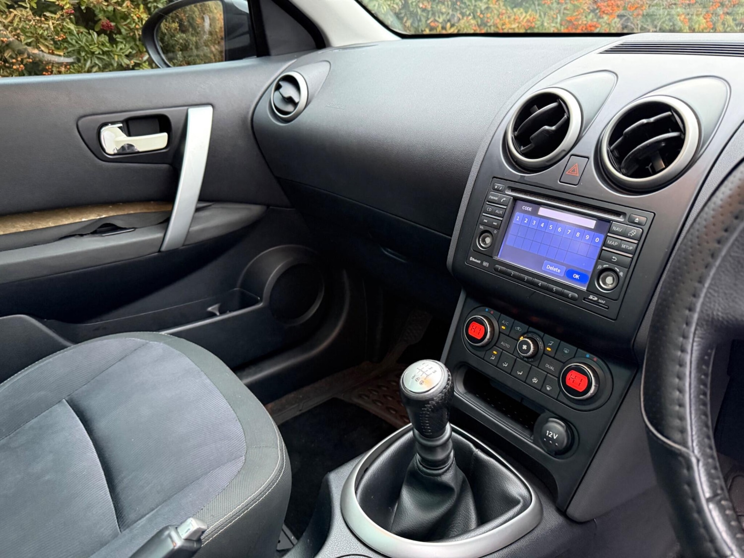 Used Nissan Qashqai 2010 for sale - 77254037: Photo 23