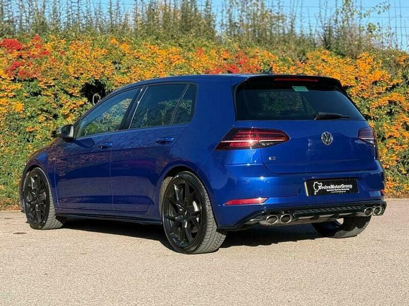 Used Volkswagen Golf 2017 for sale - 76608329: Photo 11