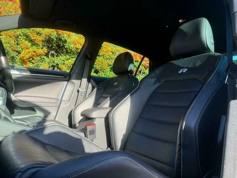 Used Volkswagen Golf 2017 for sale - 76608329: Photo 32