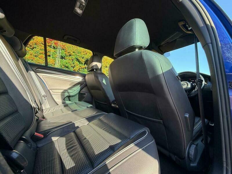 Used Volkswagen Golf 2017 for sale - 76608329: Photo 36