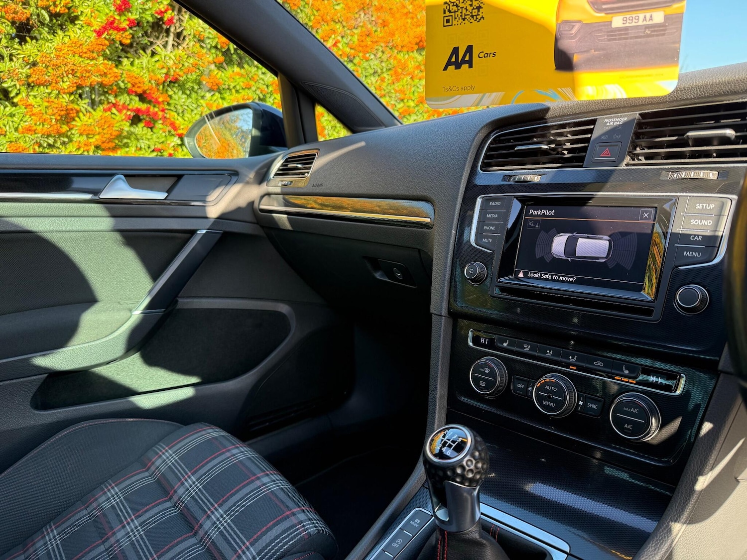 Used Volkswagen Golf 2014 for sale - 76990333: Photo 22