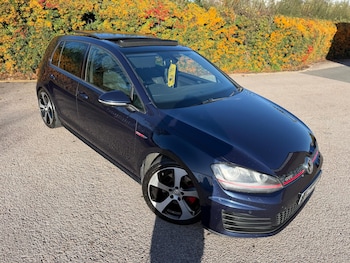 Used Volkswagen Golf 2014 for sale - 76990333: Photo