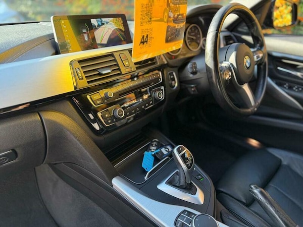 Used BMW 3 Series 2018 for sale - 76190113: Photo 32