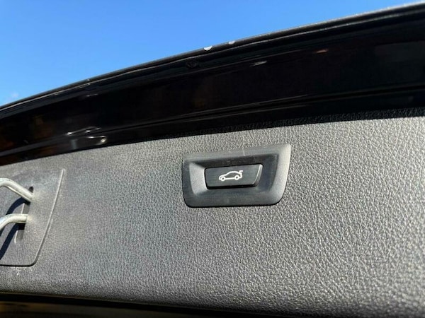 Used BMW 3 Series 2018 for sale - 76190113: Photo 36