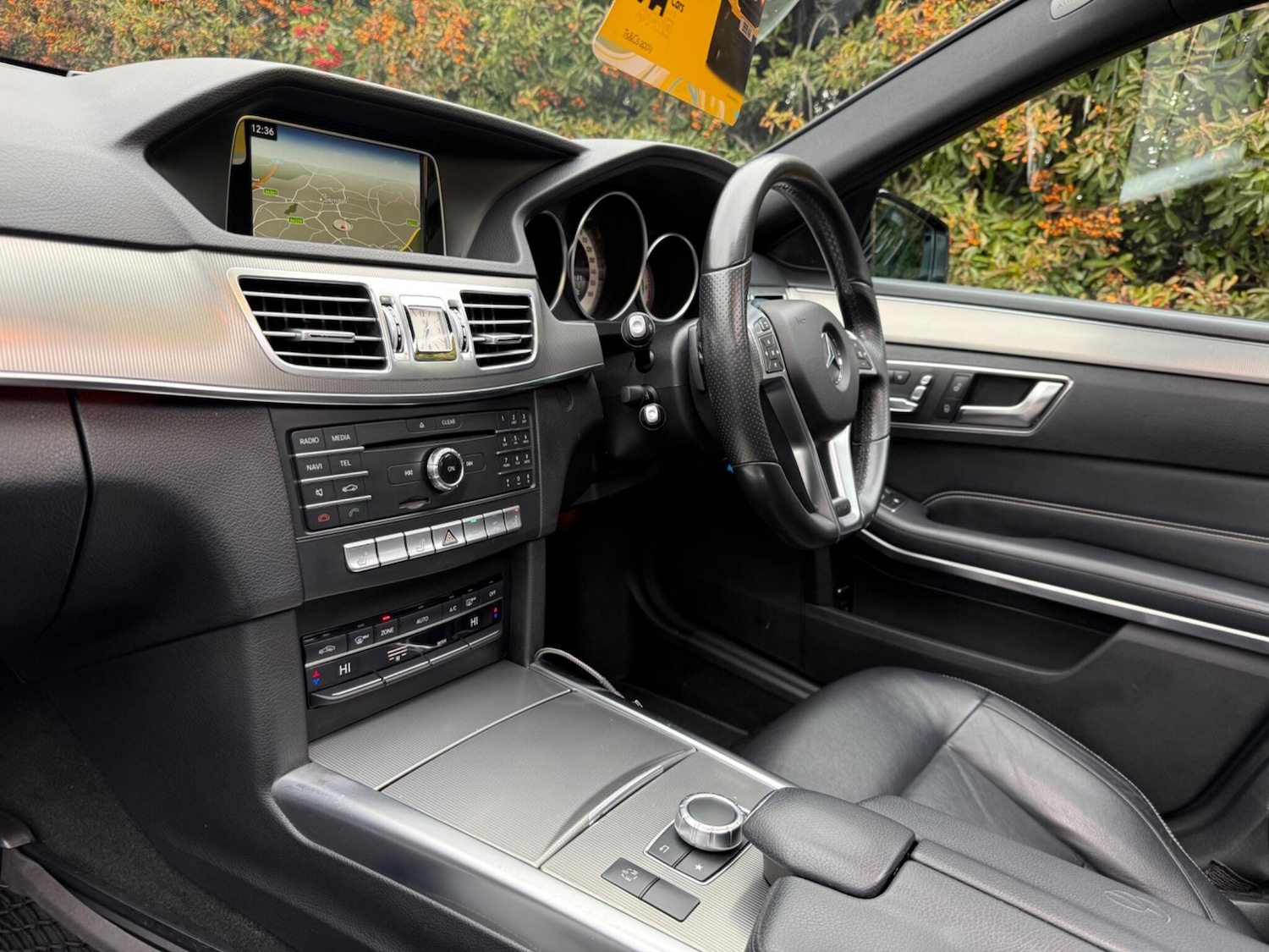 Used Mercedes-Benz E Class 2015 for sale - 77254728: Photo 26