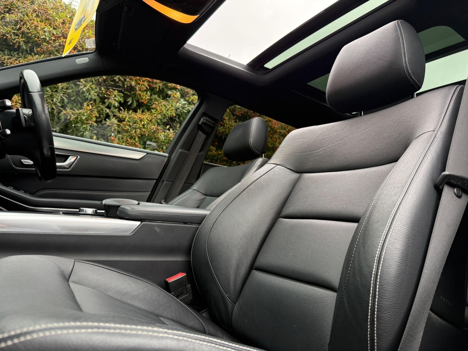 Used Mercedes-Benz E Class 2015 for sale - 77254728: Photo 28