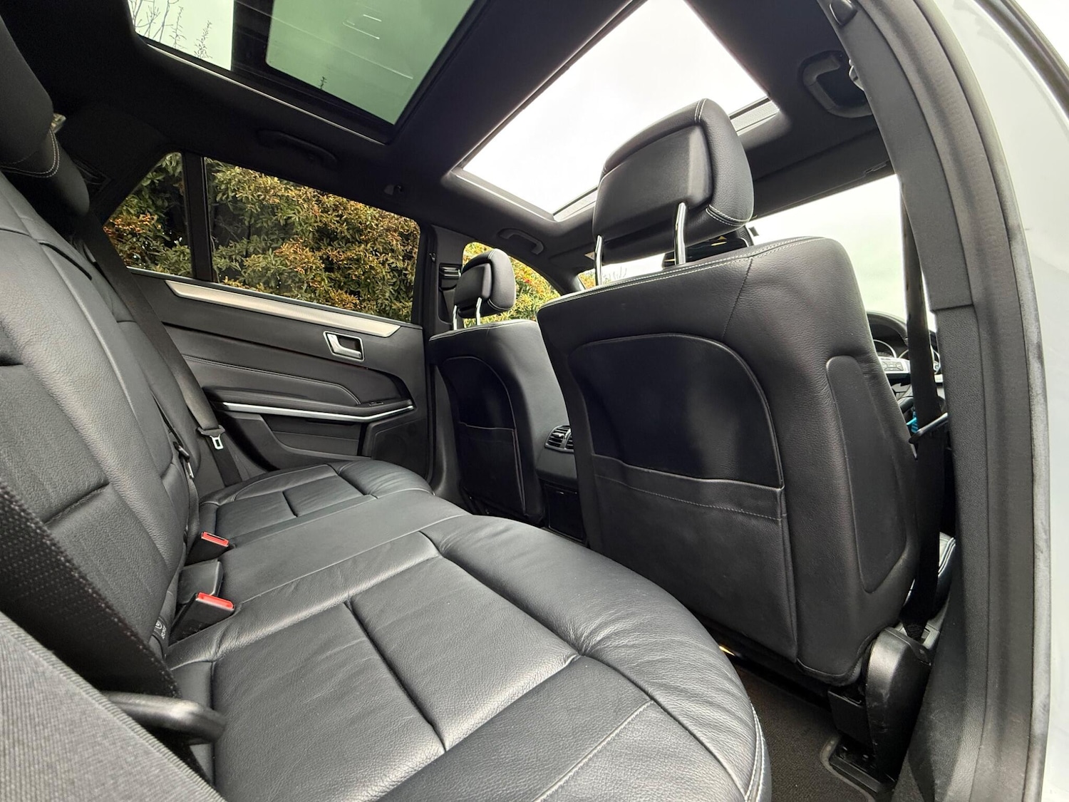 Used Mercedes-Benz E Class 2015 for sale - 77254728: Photo 30