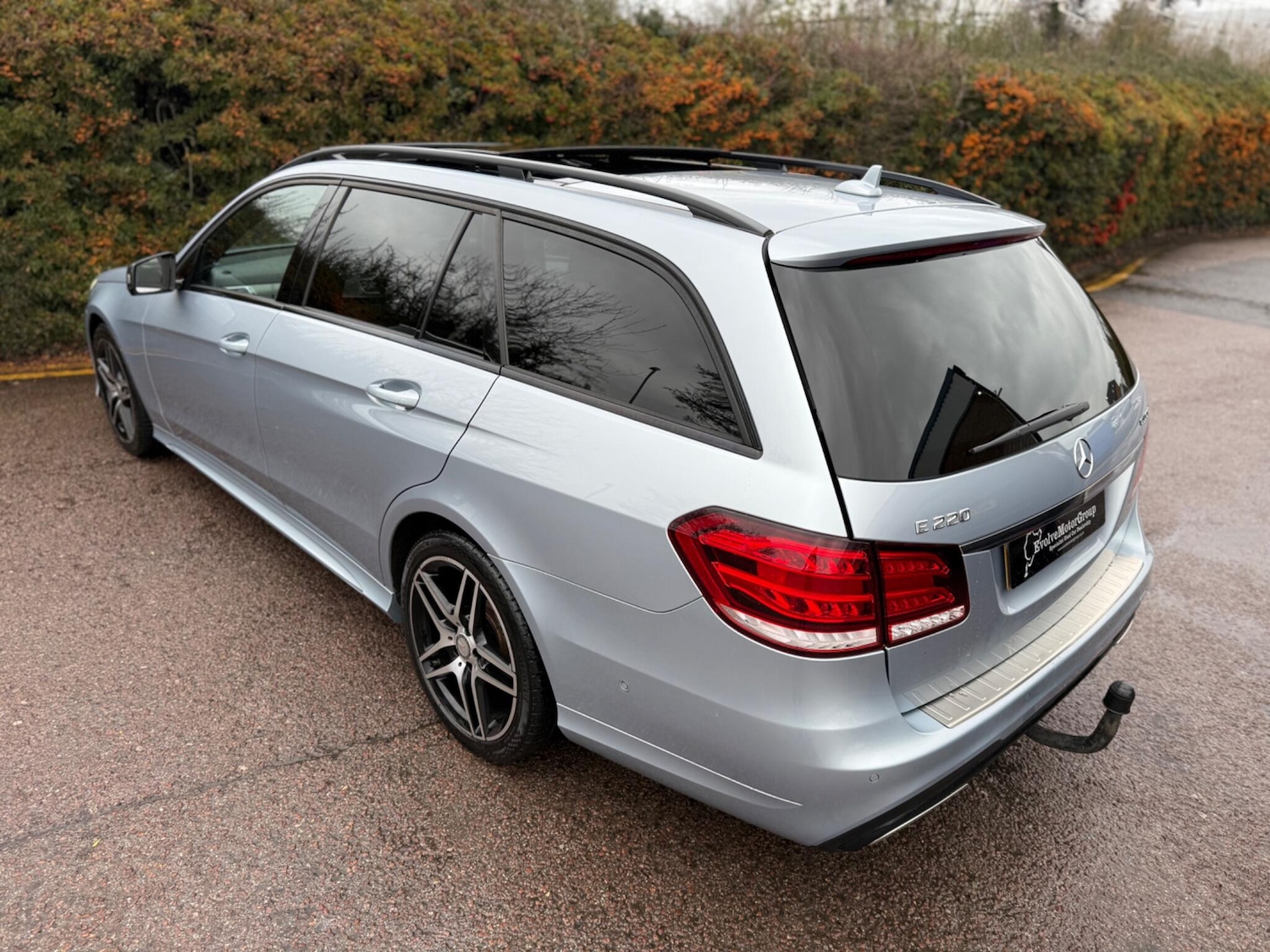 Used Mercedes-Benz E Class 2015 for sale - 77254728: Photo 5