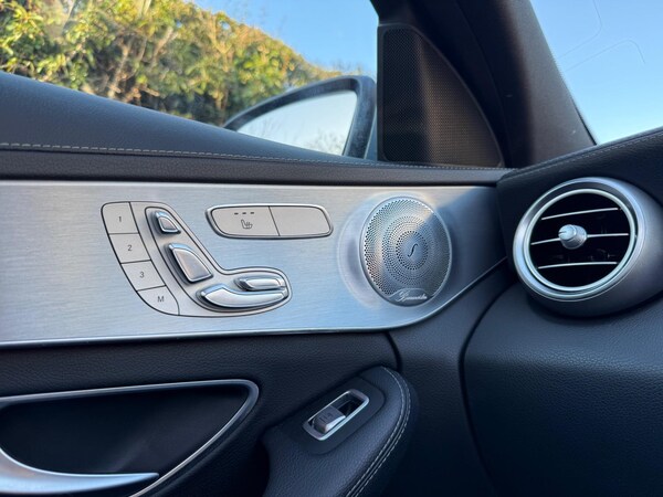 Used Mercedes-Benz C-Class 2014 for sale - 73895632: Photo 25