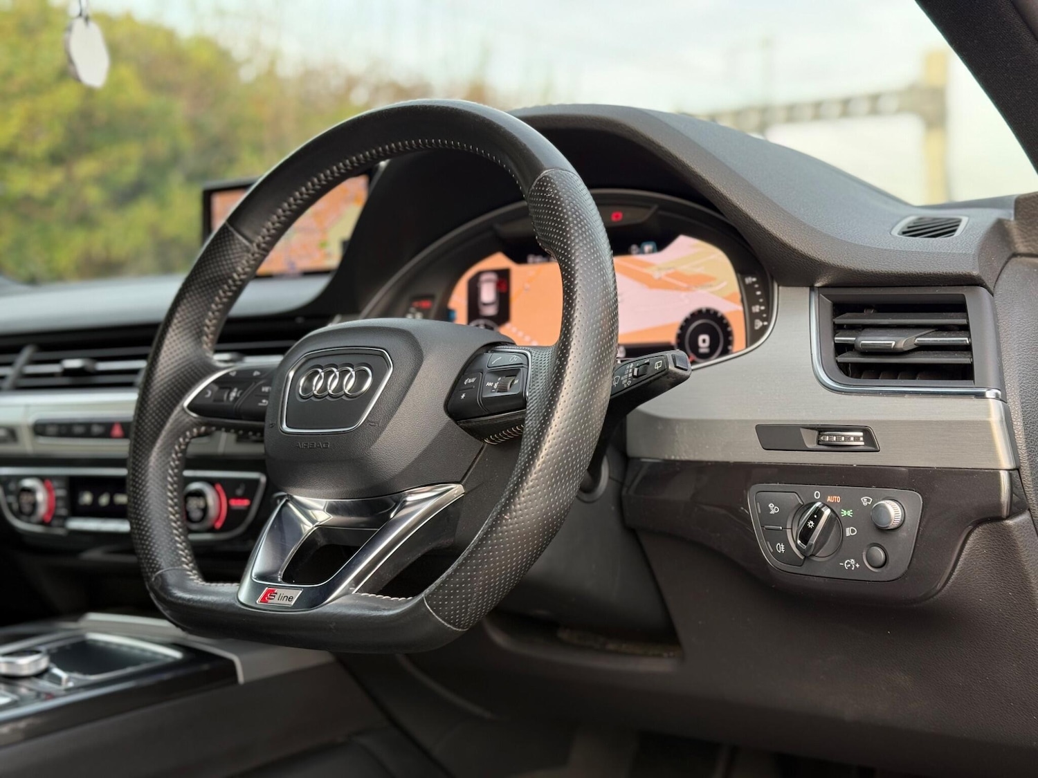 Used Audi Q7 2015 for sale - 77970453: Photo 21