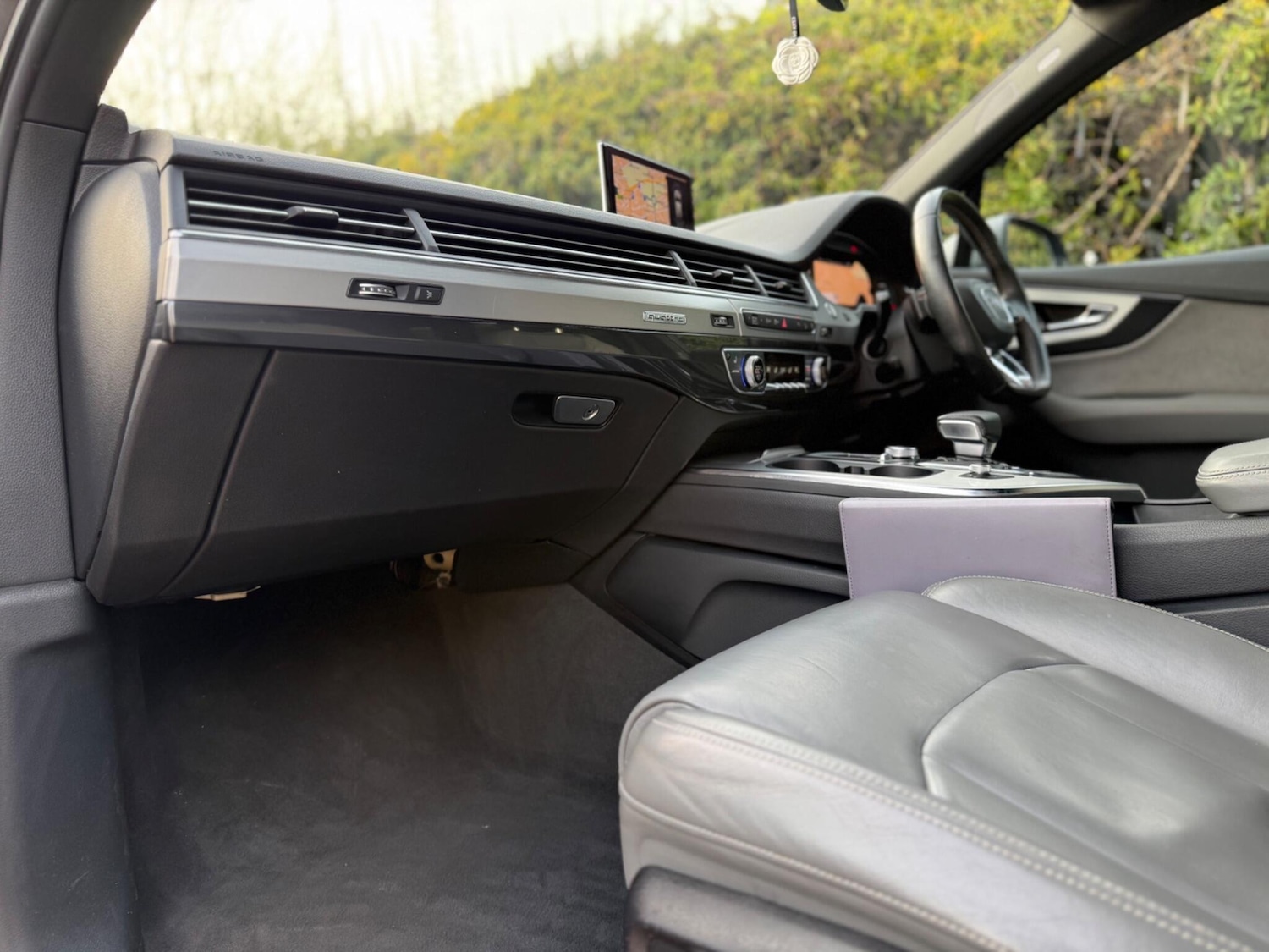 Used Audi Q7 2015 for sale - 77970453: Photo 28