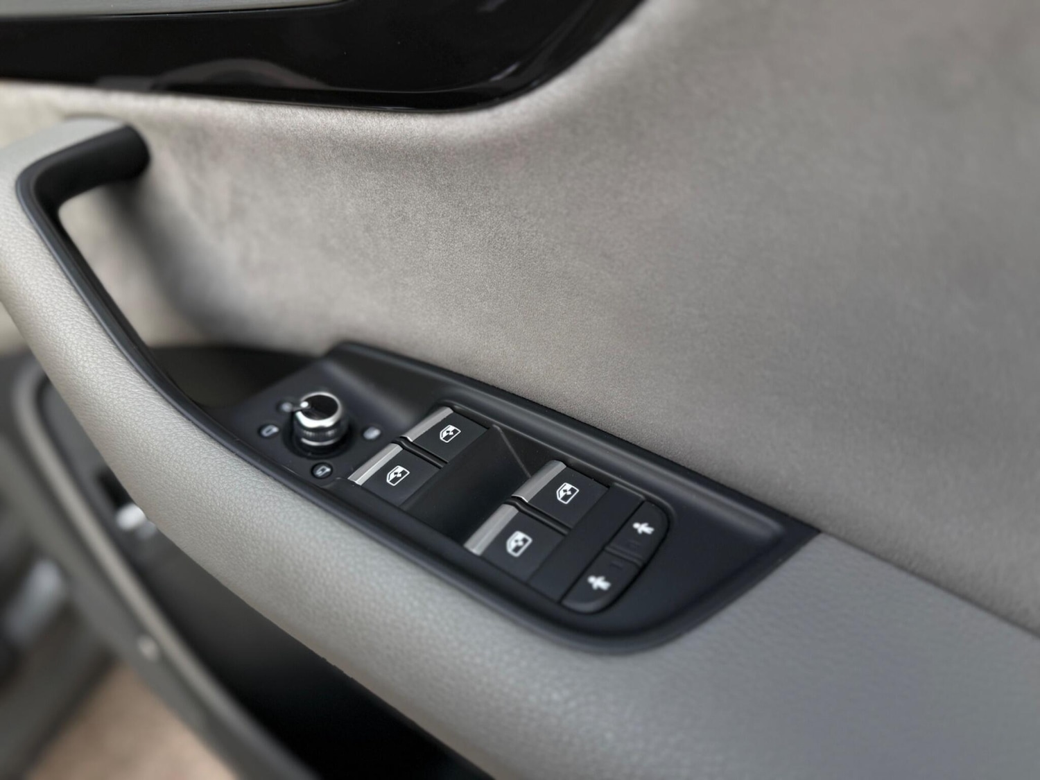 Used Audi Q7 2015 for sale - 77970453: Photo 39