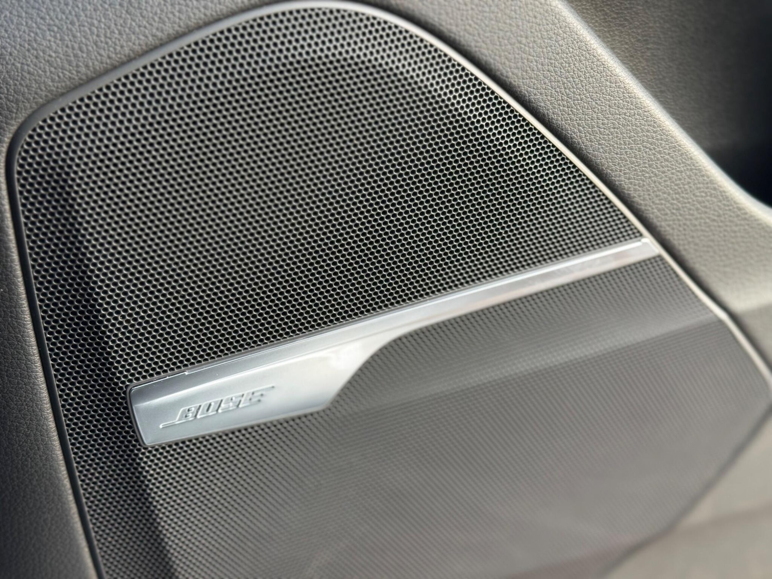 Used Audi Q7 2015 for sale - 77970453: Photo 41