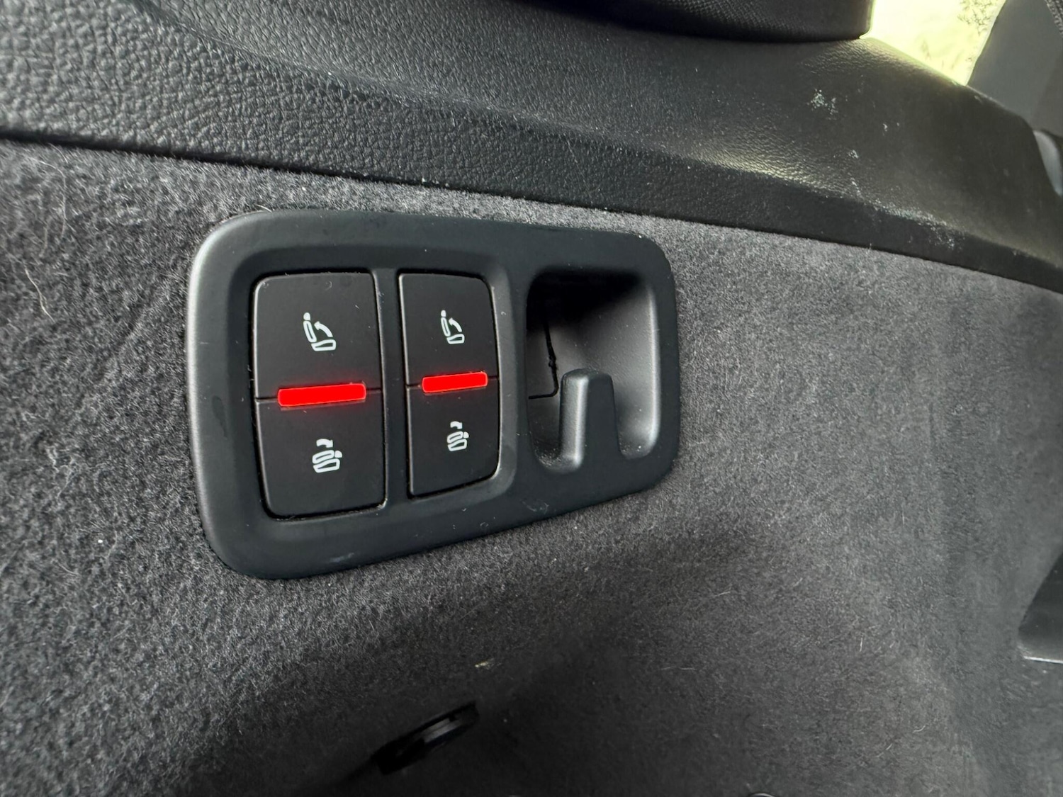 Used Audi Q7 2015 for sale - 77970453: Photo 42