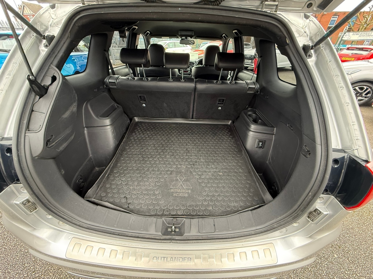 Used Mitsubishi Outlander 2018 for sale - 77687726: Photo 21