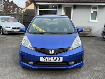 Used Honda Jazz 2013 for sale - 77591082: Photo