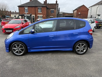 Used Honda Jazz 2013 for sale - 77591082: Photo