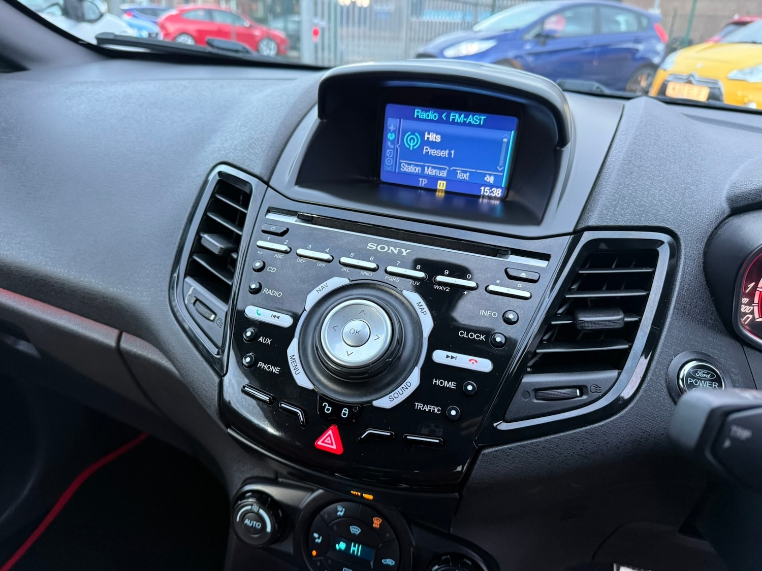 Used Ford Fiesta 2017 for sale - 76918709: Photo 12