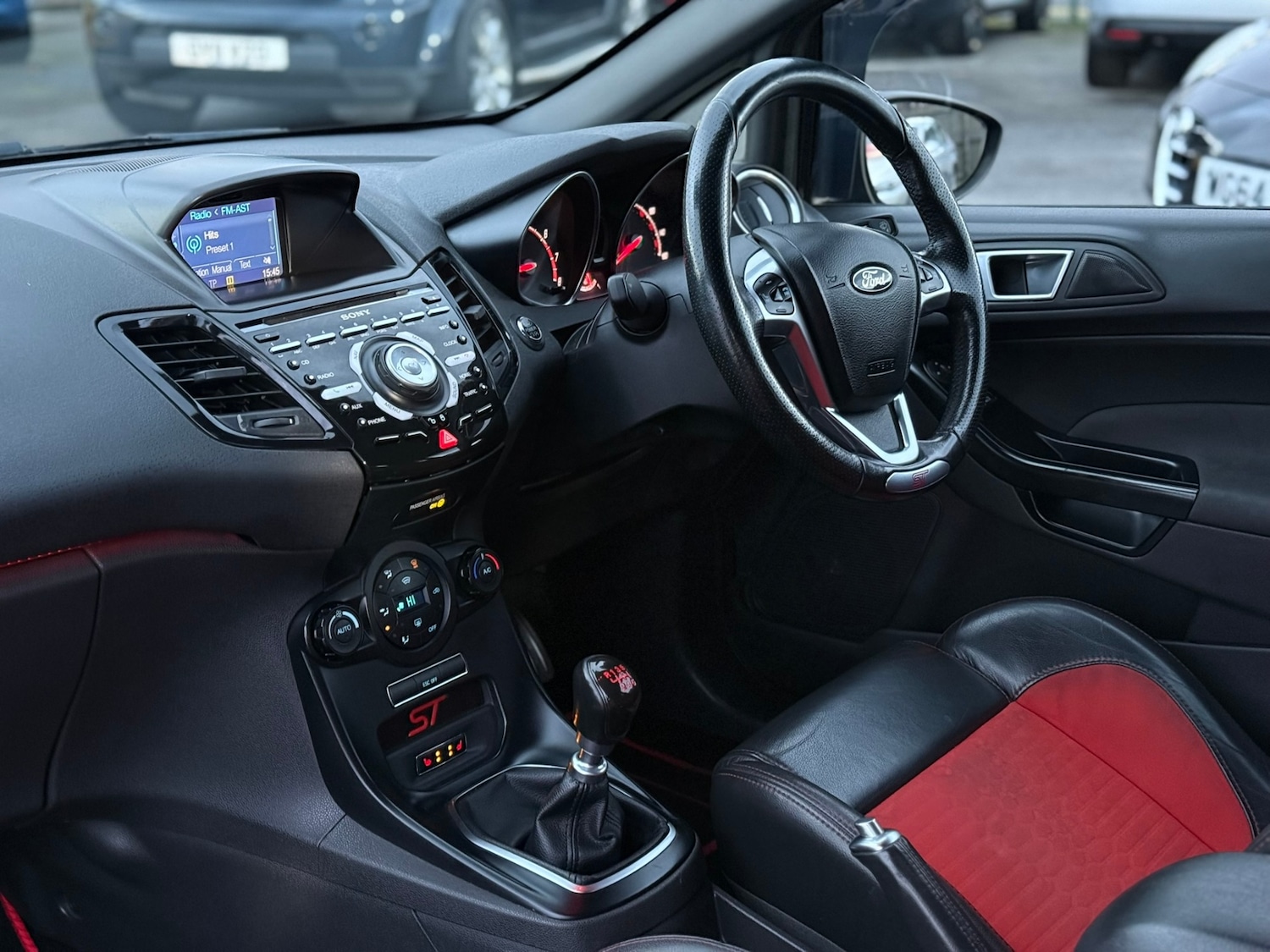 Used Ford Fiesta 2017 for sale - 76918709: Photo 32