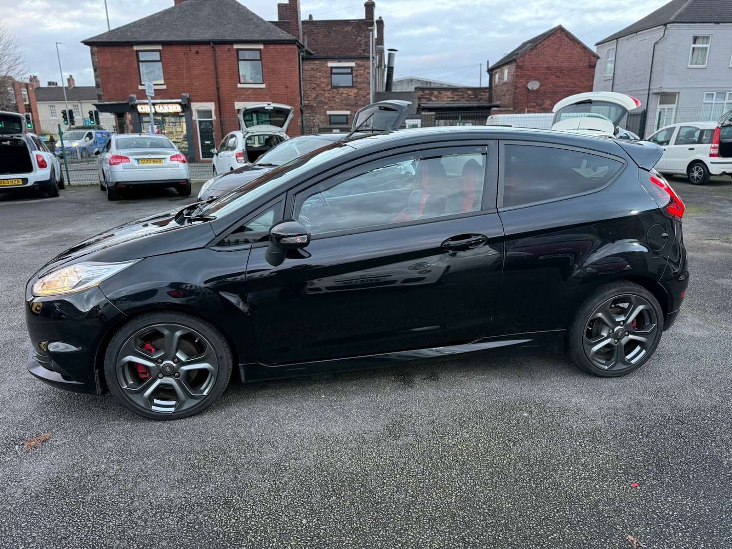 Used Ford Fiesta 2017 for sale - 76918709: Photo 4