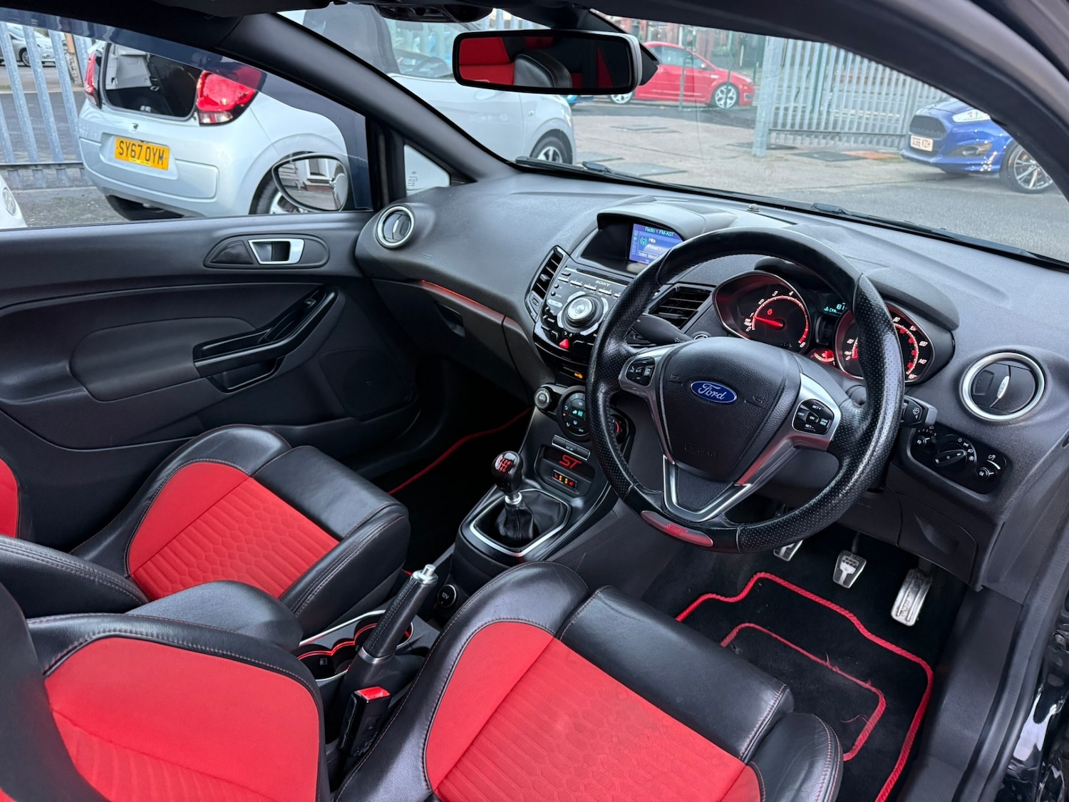 Used Ford Fiesta 2017 for sale - 76918709: Photo 9