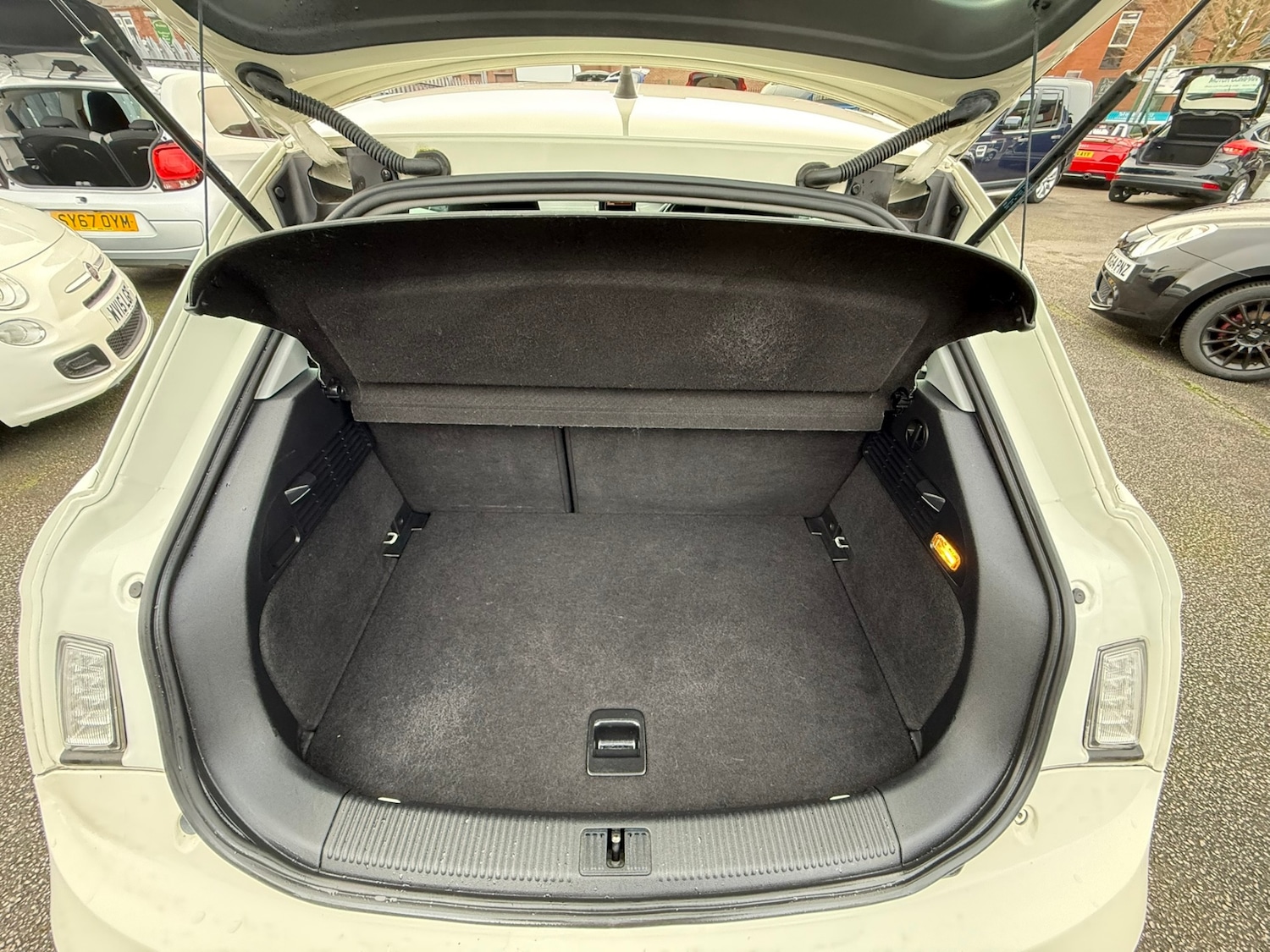 Used Audi A1 2011 for sale - 77032835: Photo 17