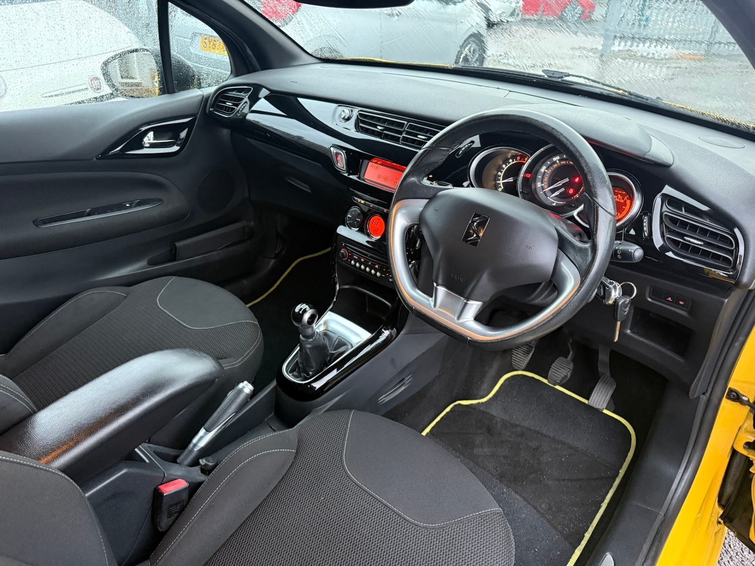 Used Citroen DS3 2012 for sale - 76882013: Photo 9
