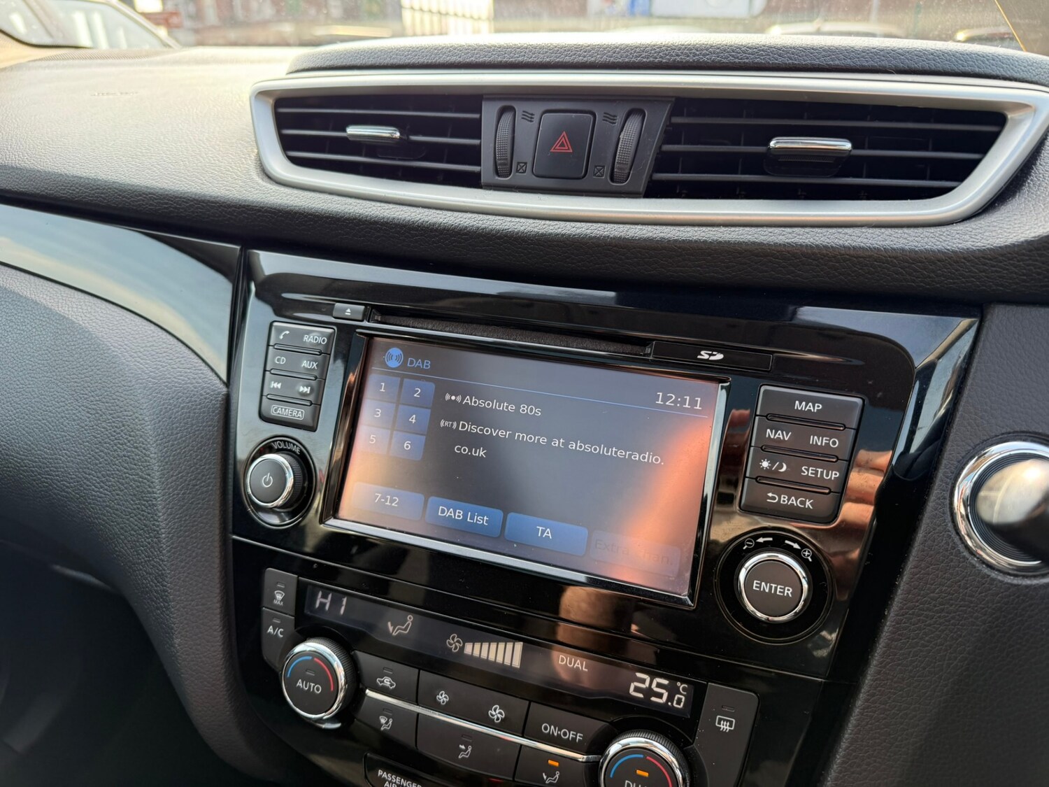 Used Nissan Qashqai 2017 for sale - 77974769: Photo 11